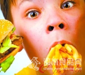 美研究人員發現愛吃薯條容易“腦殘”