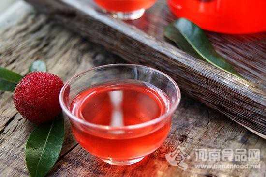 降溫美食：自制楊梅酒（圖）
