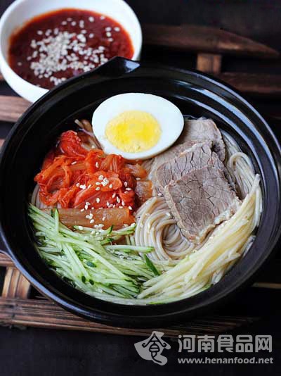 降溫美食:韓式冷面(圖)