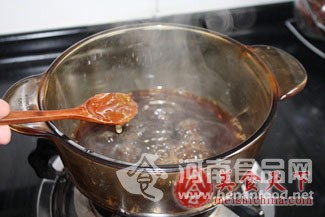 降溫美食：紅糖桂花冰粉（圖）