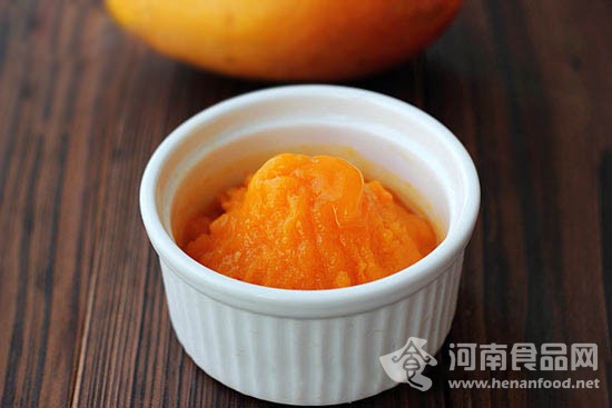降溫美食：芒果雪葩（圖）