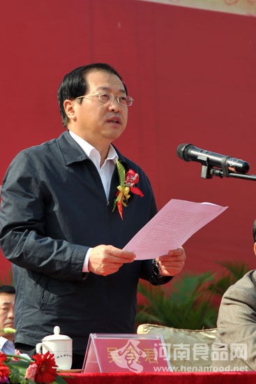 省委常委、鄭州市委書記吳天君致辭。