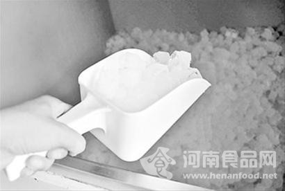 最好使用純凈水自制食用冰