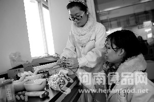 實驗顯示：隔夜菜亞硝酸鹽未超標 專家：應冷藏快吃